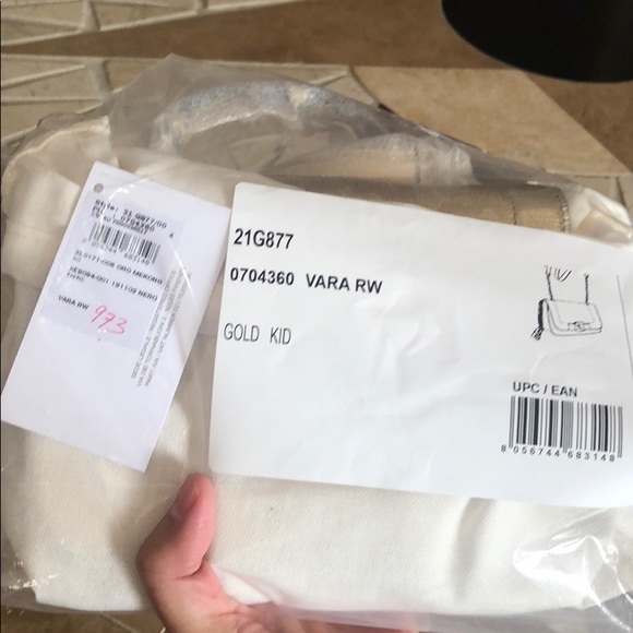 NWT Salvatore Ferragamo Vara Bow Mini Crossbody - Picture 8 of 8